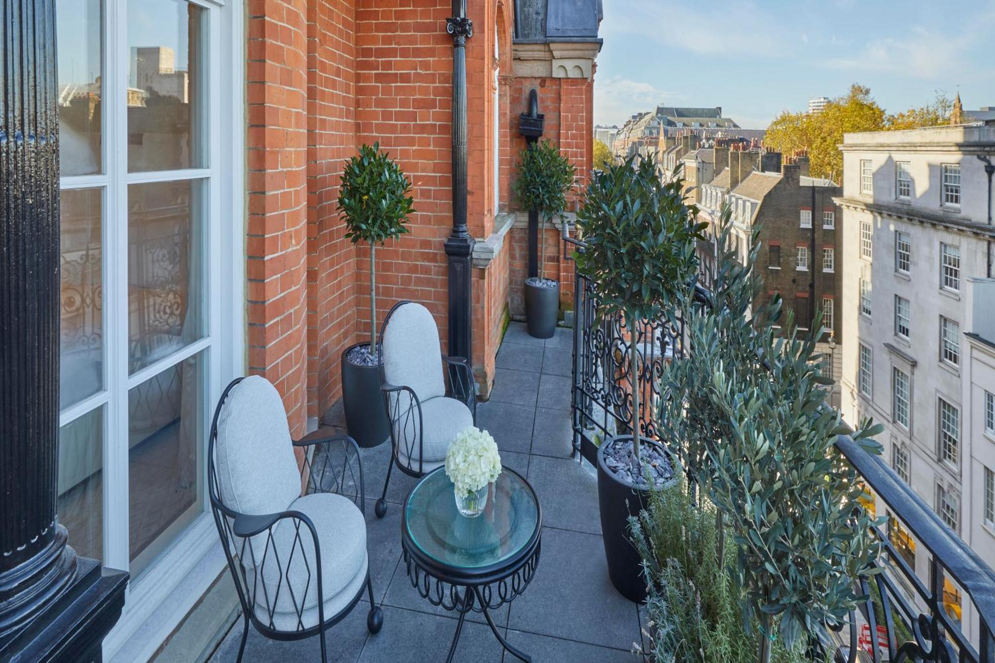 Claridge'S, Maybourne Hotel Collection Лондон Экстерьер фото