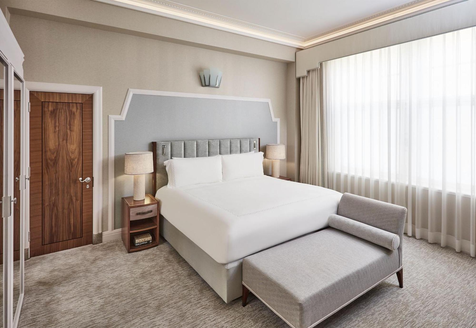 Claridge'S, Maybourne Hotel Collection Лондон Экстерьер фото