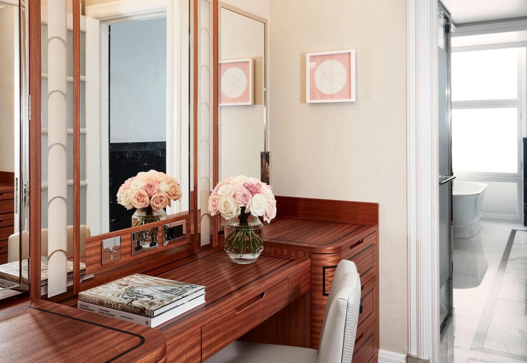 Claridge'S, Maybourne Hotel Collection Лондон Экстерьер фото